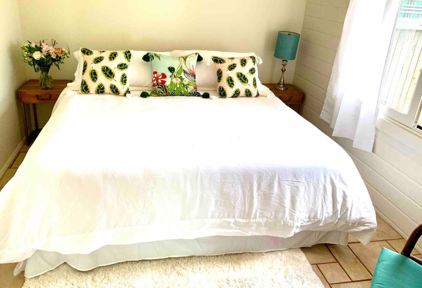North Shore Garden Apartment