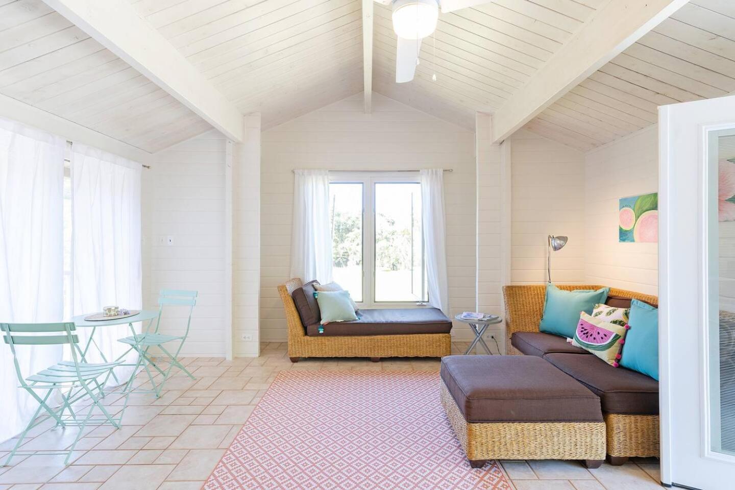 North Shore Garden Apartment Haleiwa